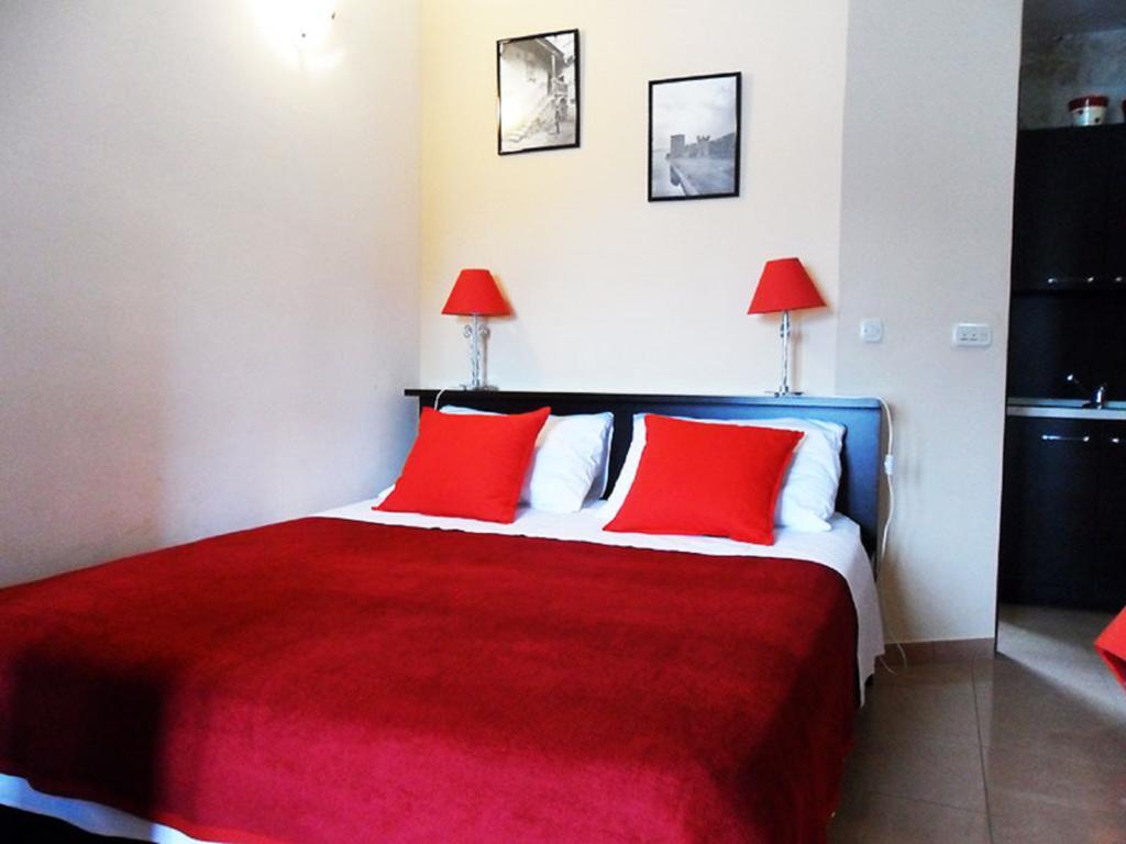 Apartments Riva Trogir Habitación foto